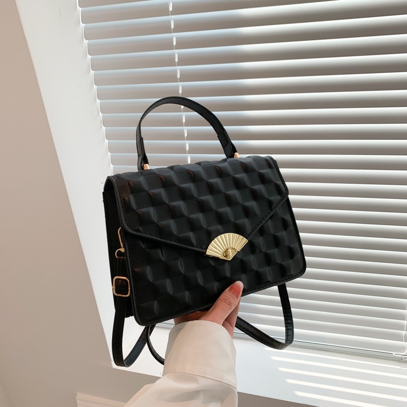 Túi Xách Đeo Vai Hình Vuông Nhỏ Màu Trơn Dập Nổi Họa Tiết Sọc Ca Rô Thời Trang Mùa Xuân 2023