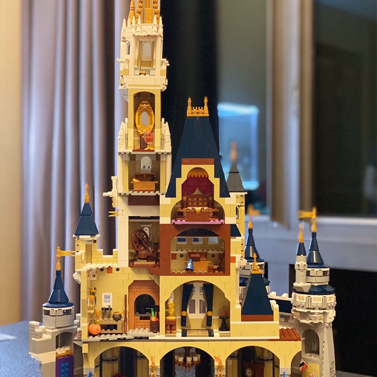 Disney Bộ Đồ Chơi Lắp Ráp Lâu Đài Cho Bé Gái 8-12 Tuổi