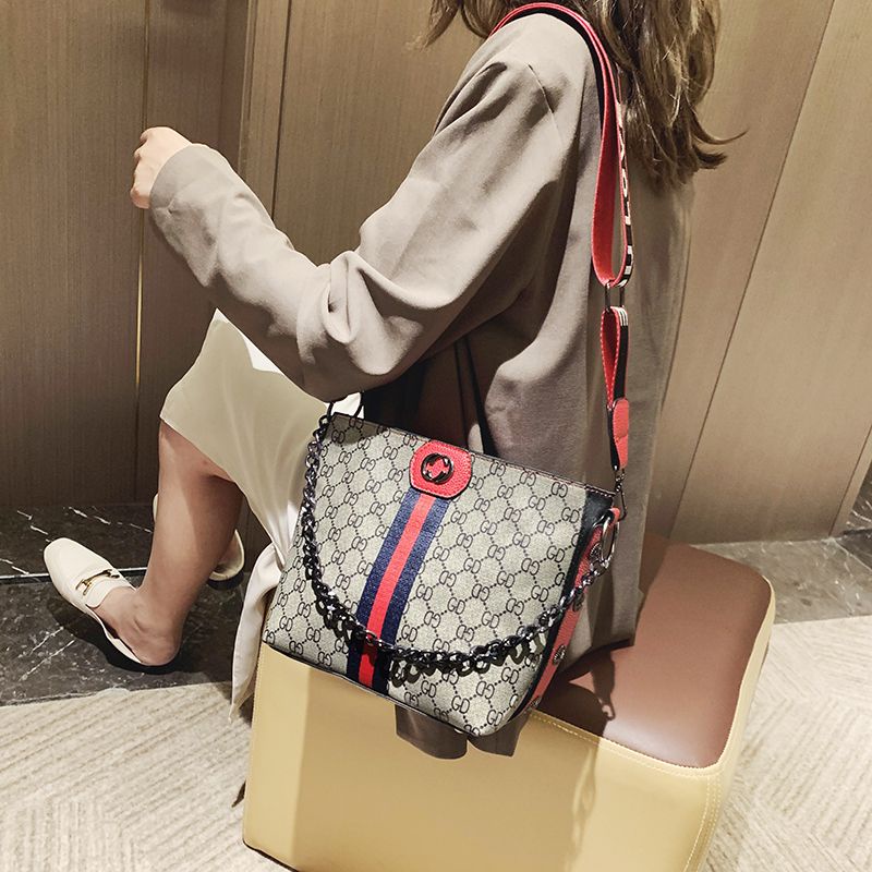 Túi Xách Da Đeo Vai Sức Chứa Lớn Thời Trang Dành Cho Nữ