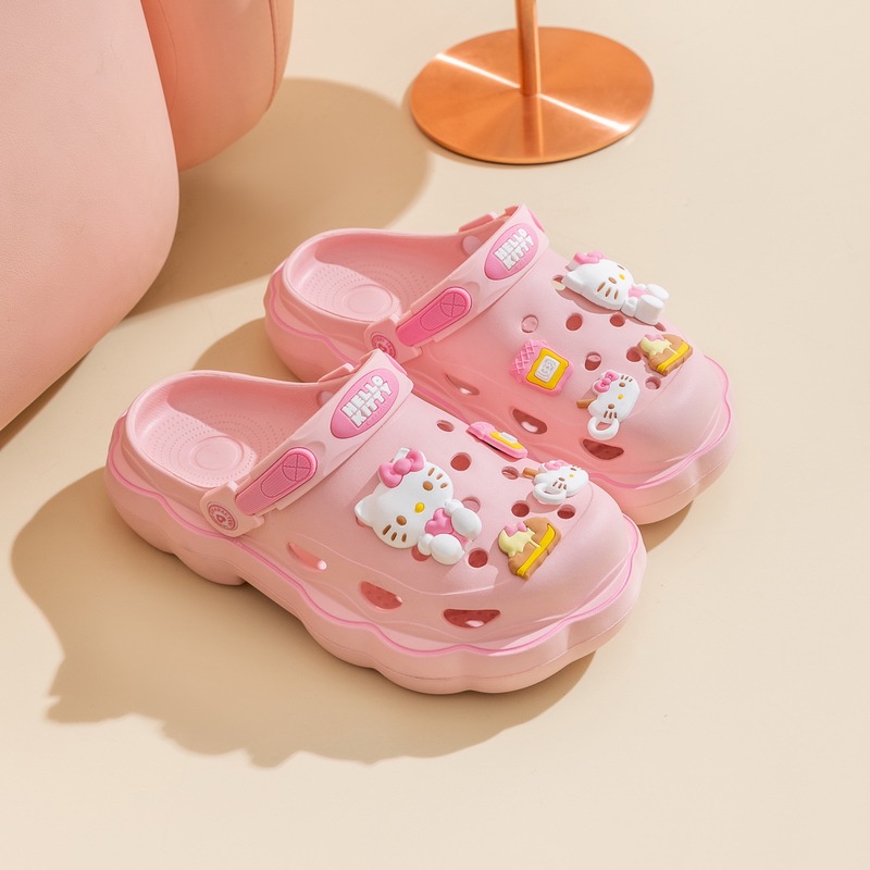 Giày Đi Biển Ngoài Trời Hình Hello Kitty Ngọc Bích Gui Dog Kuromi Cho Người Lớn