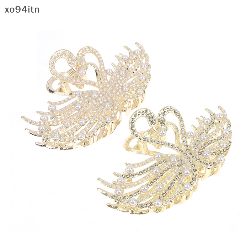 Kẹp Tóc Hình Cá Mập Đính Đá Và Ngọc Trai Cho Nữ