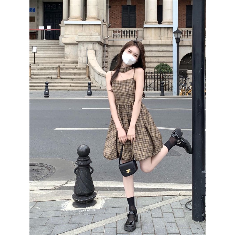 Đầm Hai Dây Ôm Eo Họa Tiết Sọc Caro Phong Cách Pháp Thời Trang Cao Cấp Cho Nữ