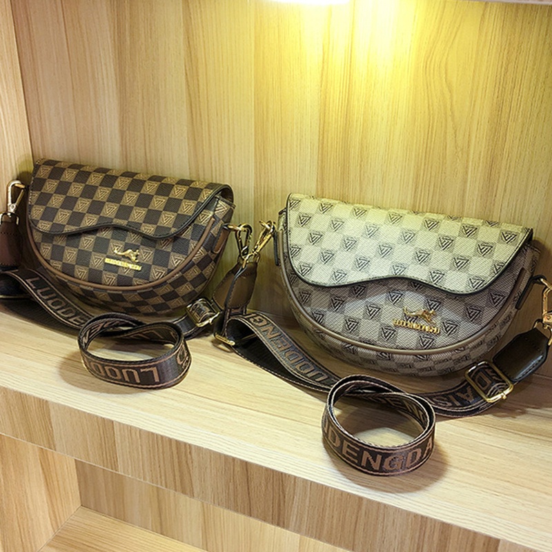 Túi Xách Đeo Vai Kiểu Yên Ngựa In Họa Tiết Cổ Điển Thời Trang Cho Nữ