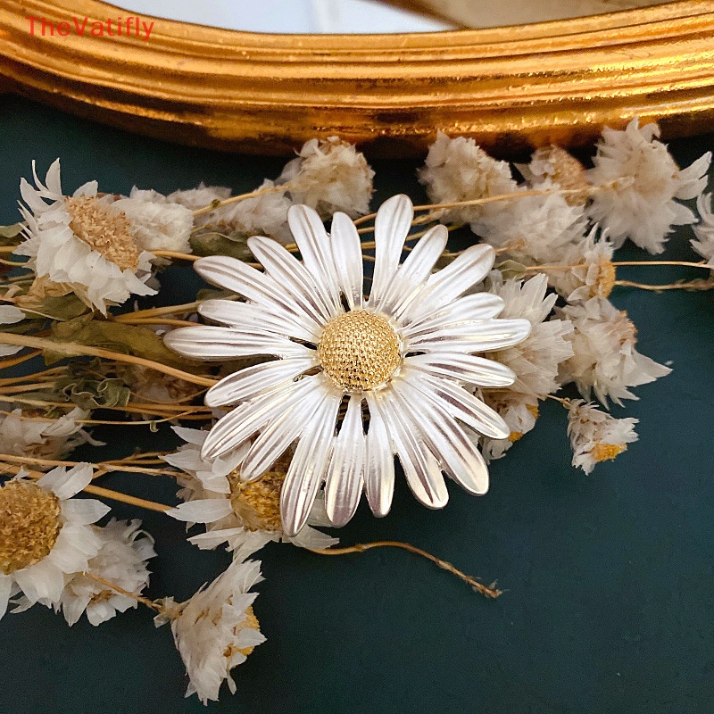 Ghim Cài Áo Hình Hoa Cúc Bằng Kim Loại Phong Cách Vintage Thanh Lịch Dành Cho Nam Nữ