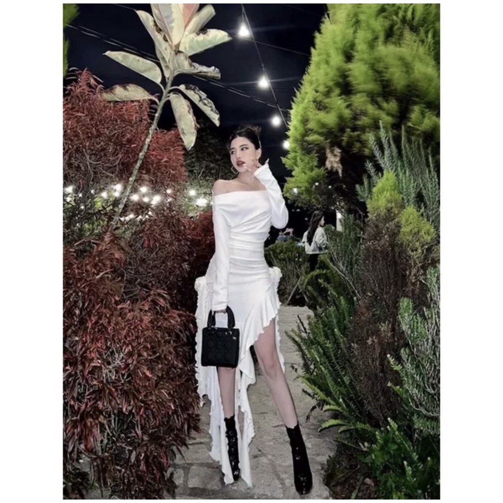 Đầm Body Tay Dài Trễ Vai Tua Rua Siêu Sang Hot Trend 2023