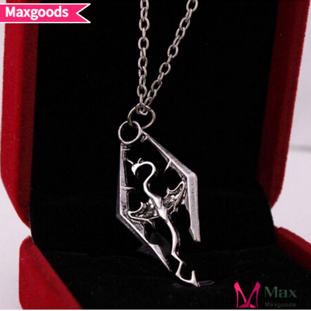 Vòng cổ Mặt Cuộn Skyrim