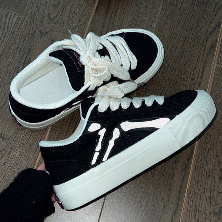 Giày Thể Thao Đế Dày Thời Trang Năng Động Dành Cho Nữ