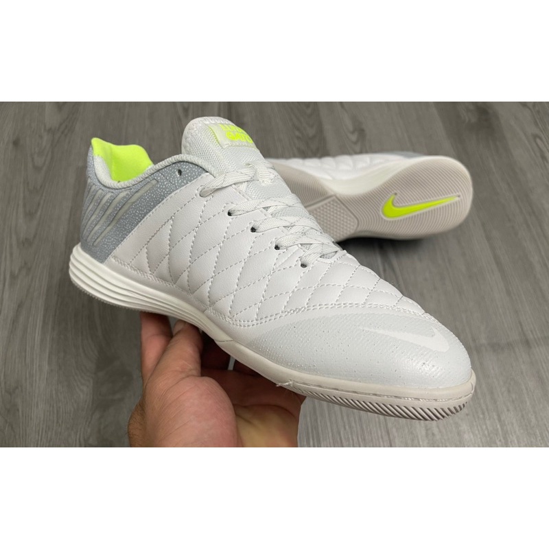 Siêu bền , khâu đế bên trong giày Giày đá bóng Fulsal IC Lunar gato