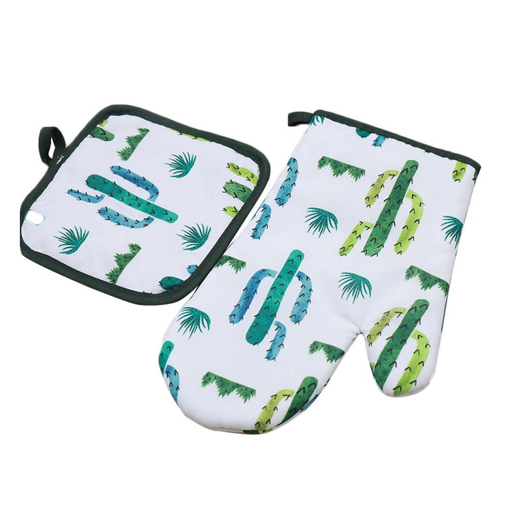 Set 2 Găng Tay Cách Nhiệt Hình Cây Xương Rồng Tiện Dụng Khi Nấu Nướng