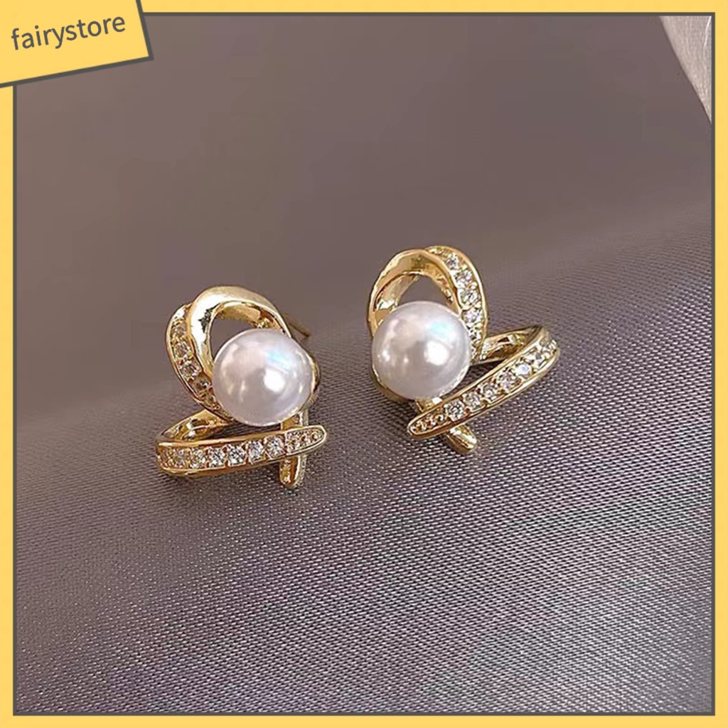 1 Đôi Bông Tai Hình Trái Tim Nạm Đá Lấp Lánh Thời Trang