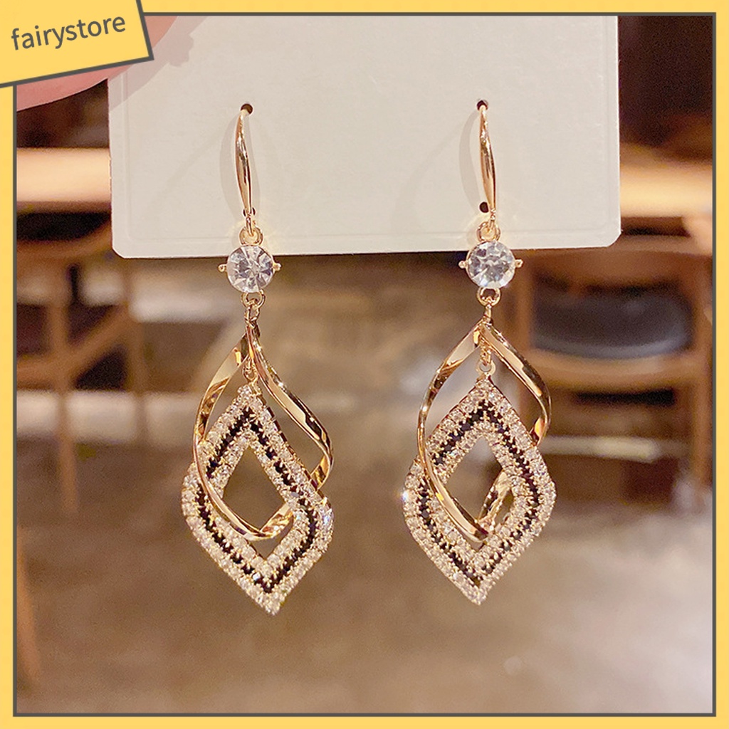 1 Đôi Bông Tai Hình Học Rỗng Đính Đá Sáng Bóng Phong Cách Vintage Dành Cho Nữ