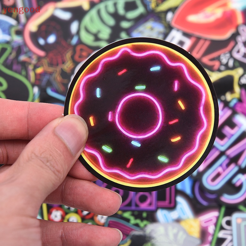 Bộ 50 Miếng Dán Chống Thấm Nước Họa Tiết Graffiti Trang Trí Vali Laptop DIY