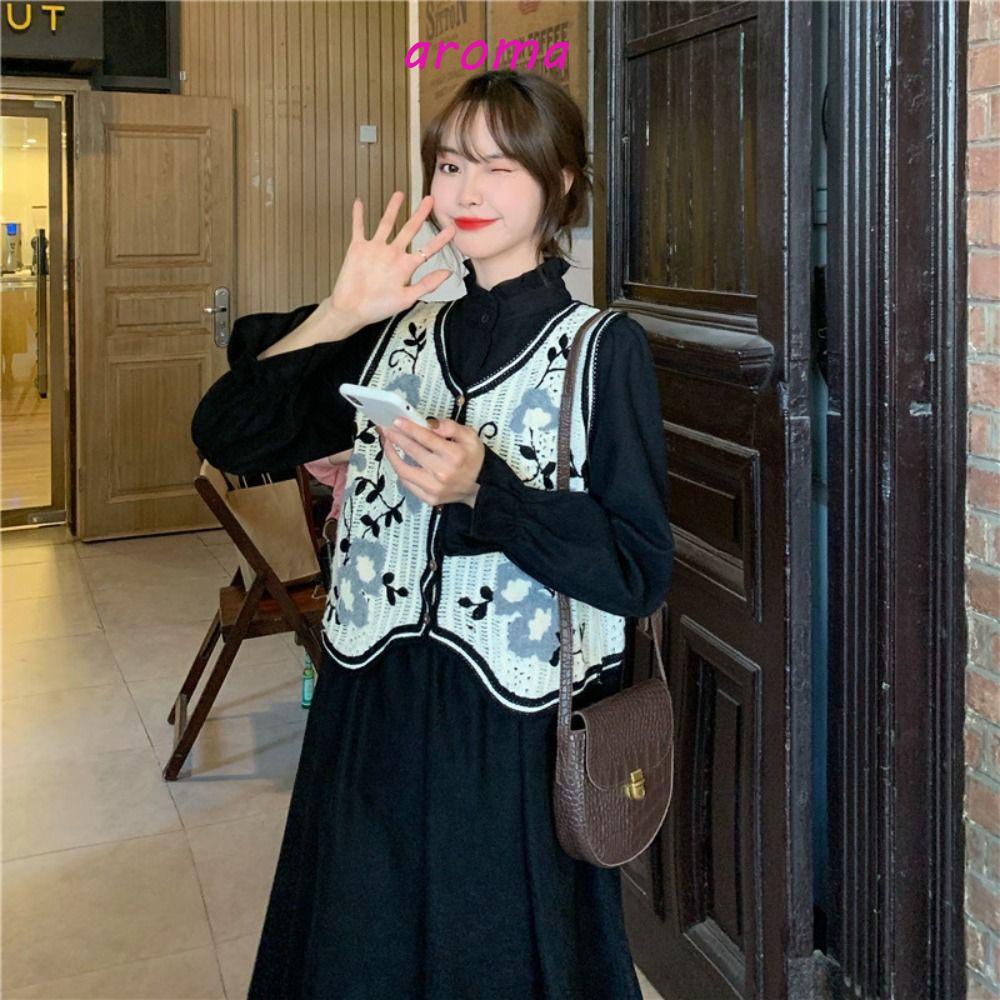 Áo Croptop Chất Liệu Cotton Dáng Rộng Thêu Họa Tiết Hoa Dễ Thương Thời Trang Mùa Hè Cho Nữ