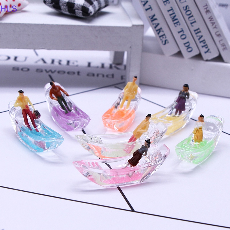 Bộ 2 Mô Hình Thuyền Villa Mini Phát Quang Dùng Trang Trí Túi Xách / Móc Khóa Diy