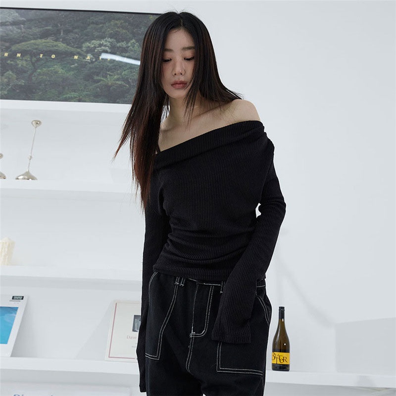 Áo Thun Nữ Tay Dài Cổ Cao Hở Vai Thời Trang