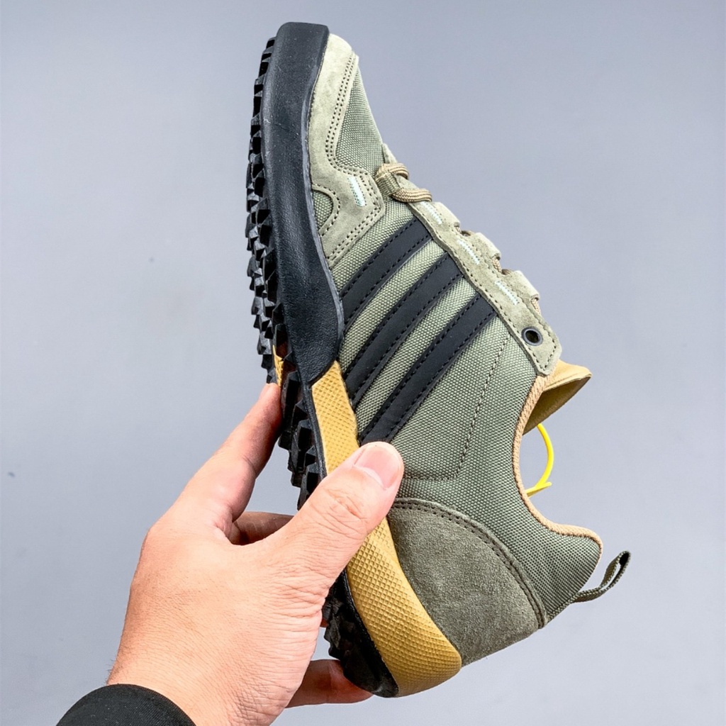 Giày Thể Thao Leo Núi Terrex Daroga TWP 13 unisex EJH7 Có 5 Màu