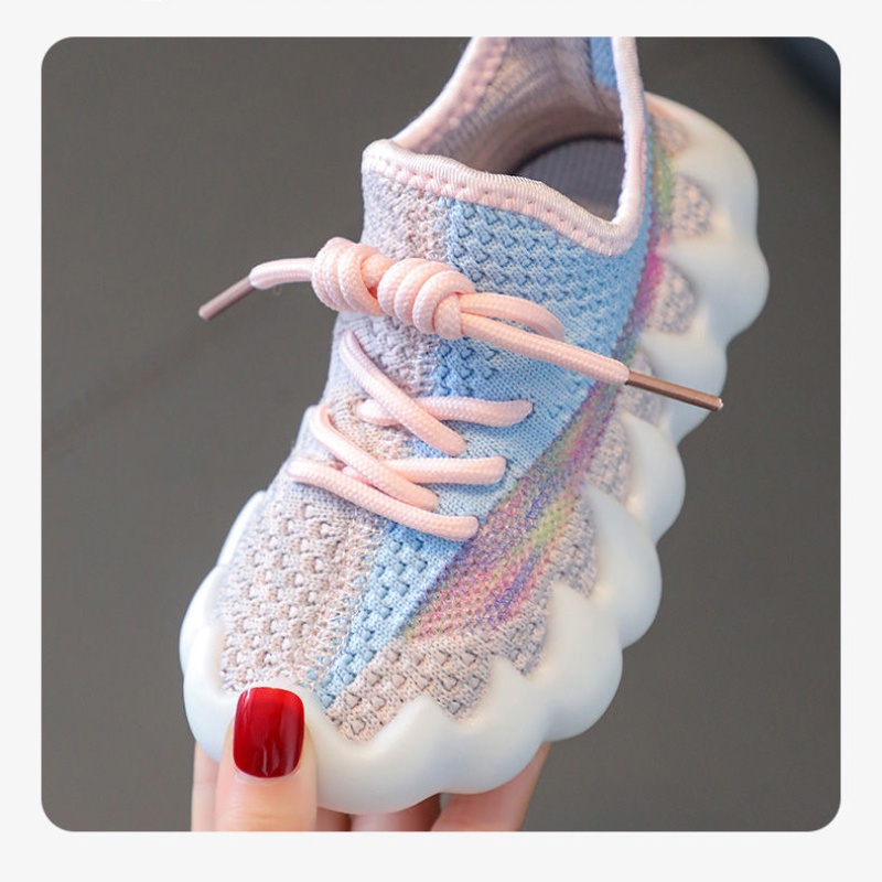 Giày Thể Thao ThoáNg Khí Cho Bé (Size 26-37)
