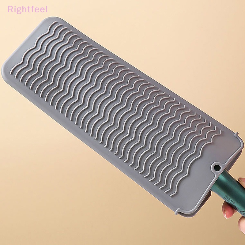 1 Tấm Silicon Bọc Máy Uốn Tóc Chống Trượt Cách Nhiệt Tiện Dụng