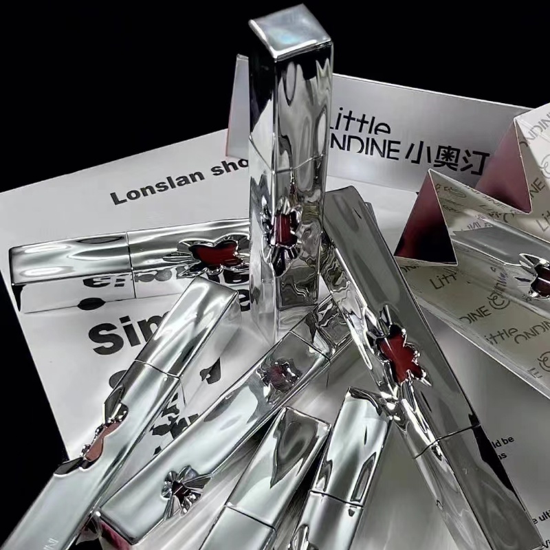 Son Kem Lì Mịn Mượt Như Nhung Dễ Sử Dụng Trang Điểm Làm Trắng Và Không Lem