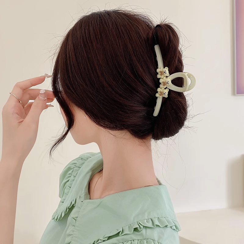 1 Kẹp Tóc Hình Cá Mập / Gấu Bằng Acrylic Dễ Thương Đa Năng Phong Cách Hàn Quốc
