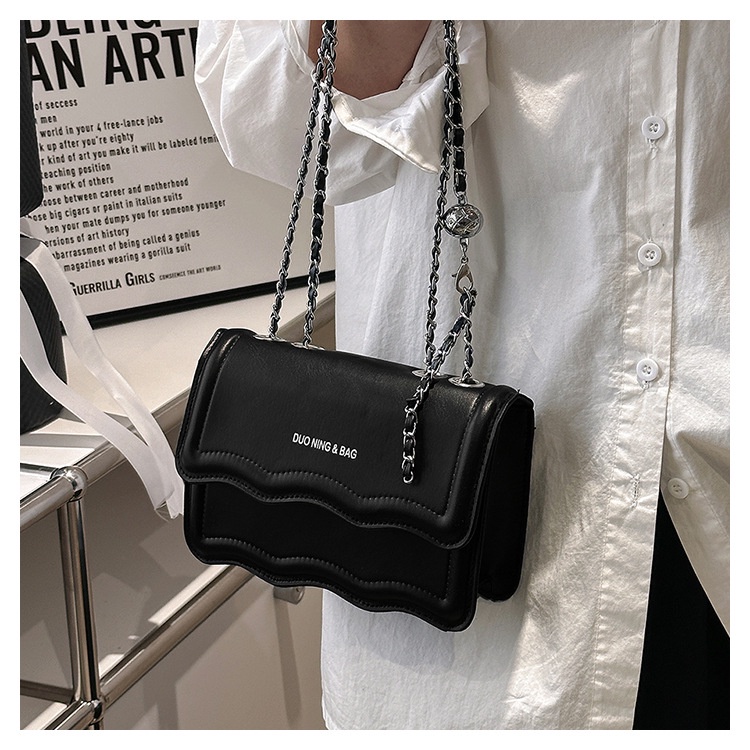 Túi Xách Đeo Vai Hình Vuông Cỡ Nhỏ Phối Dây Đeo Sợi Xích Thời Trang Cho Nữ túi xách nữ túi đeo chéo túi xách đeo chéo nữ đẹp đi chơi