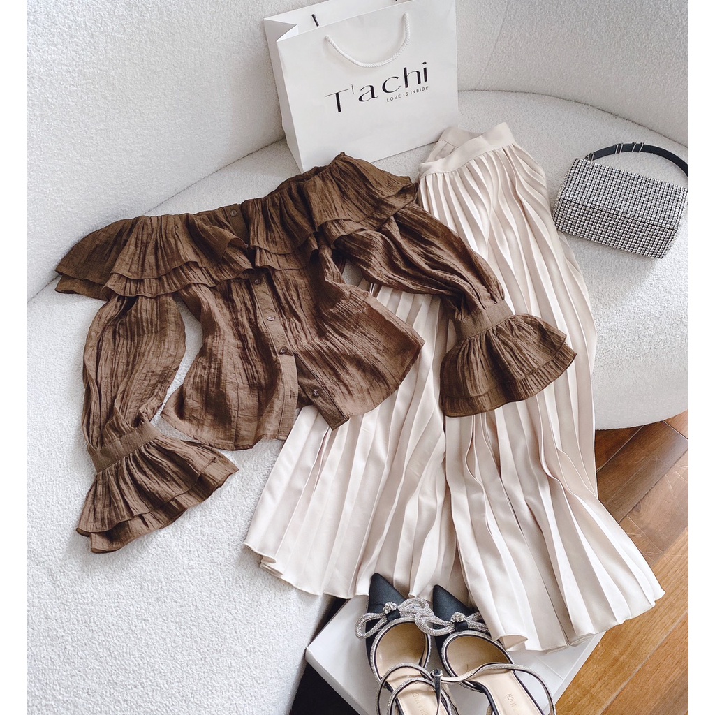 Set nâu trễ vai tay loe+chân váy midi dập ly