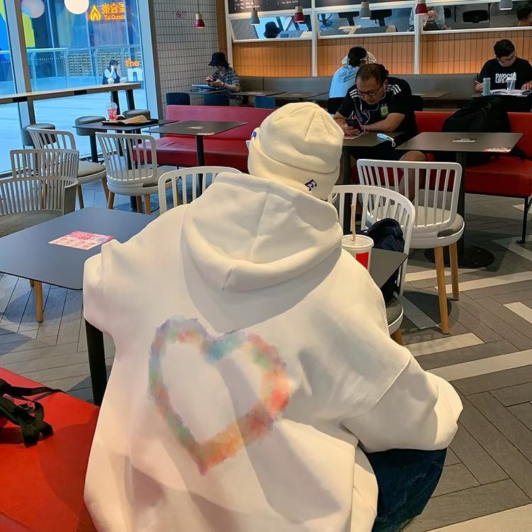 M-8xl nam vẽ graffiti tình yêu in hoodie dài tay áo hoodie hàn quốc thư sinh viên lớn nhung mềm cặp đôi áo len có mũ trùm đầu