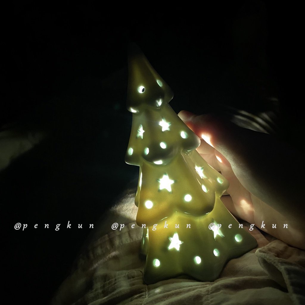 Cây Thông Noel Bằng Gốm Trong Suốt Có Đèn LED Độc Đáo