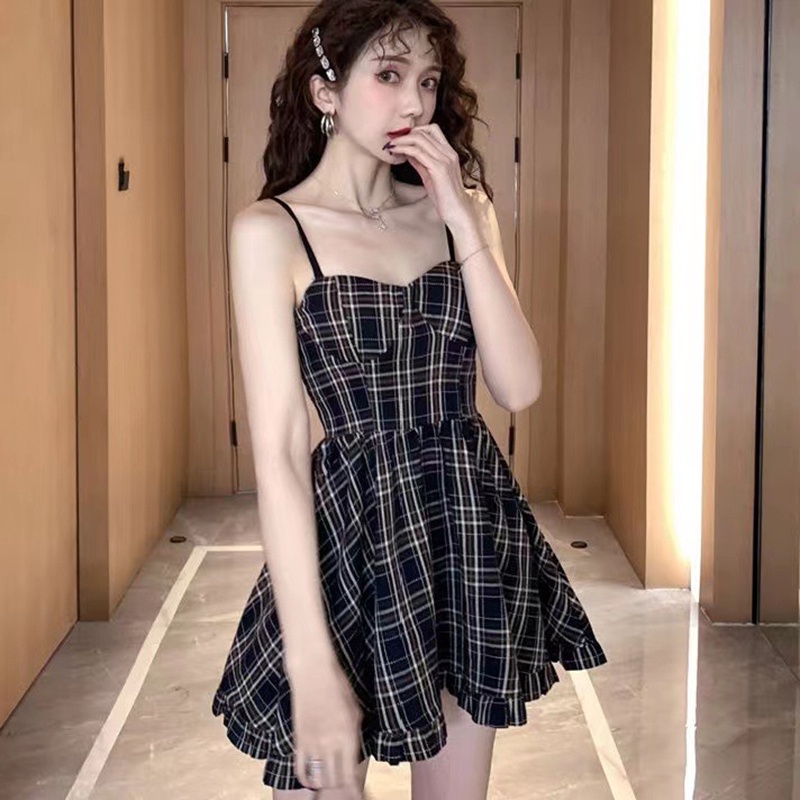 IELGY  Đầm Hai Dây Mỏng Dáng Ôm Và Ngắn Họa Tiết Kẻ Sọc IELGY   Phong Cách Hàn Quốc Dễ Phối Đồ Dành Cho Bạn Nữ