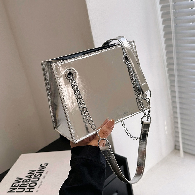 Túi Xách Mini Phối Dây Xích Đeo Vai Thời Trang Cao Cấp 2023 Cho Nữ