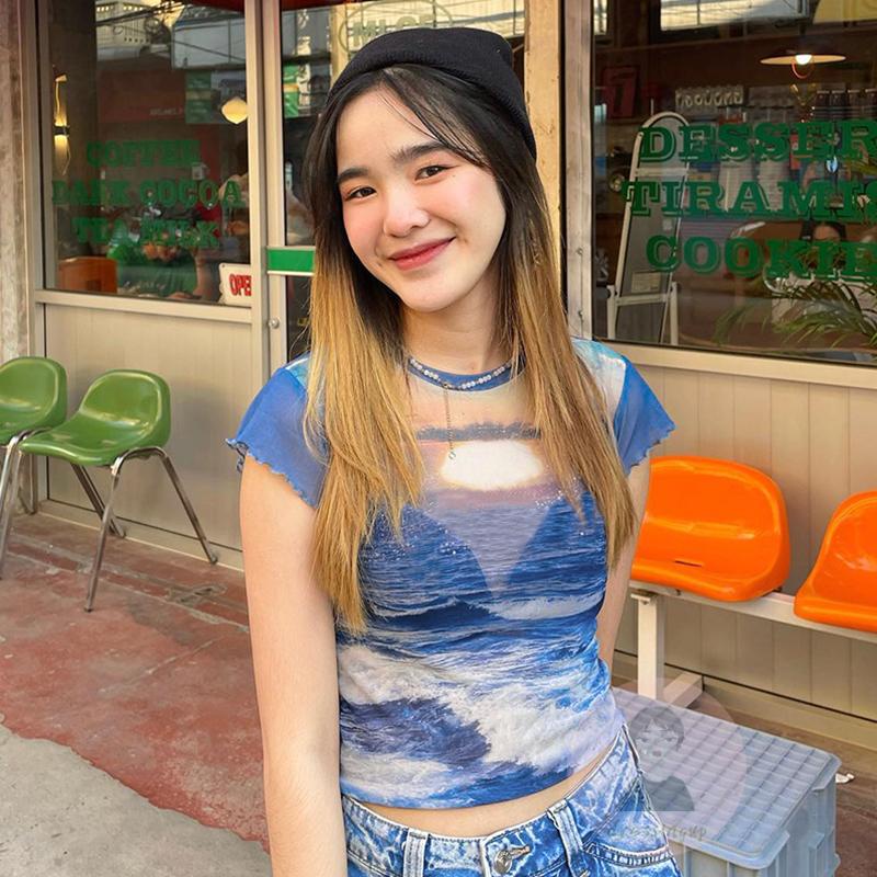 Áo Thun Tay Ngắn Cổ Tròn In Họa Tiết Thời Trang Cho Nữ