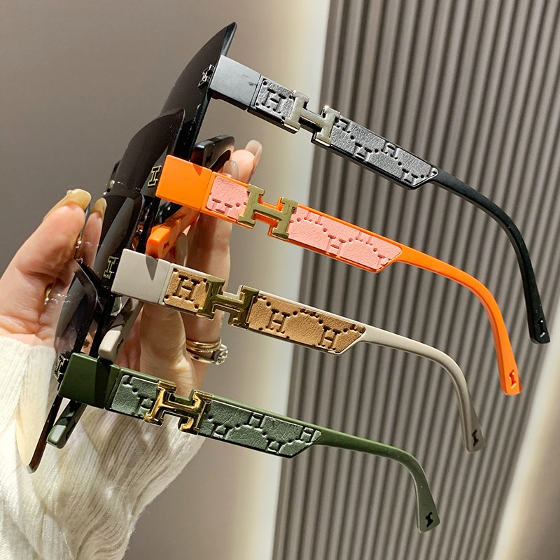 Kính Mát Thời Trang Nam Nữ Gọng Kim Loại Mới 2023 Màu Sắc