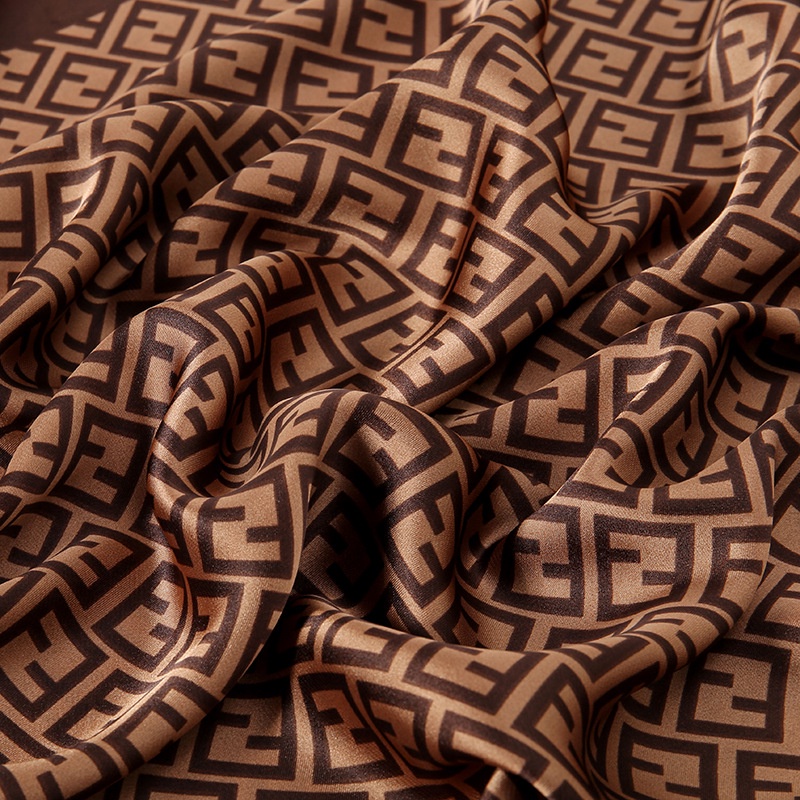 Khăn Choàng Satin Dài 180 * 90CM In Họa Tiết Kẻ Sọc Cổ Điển Thoáng Khí Trọng Lượng Nhẹ Dễ Phối Đồ Cho Nữ