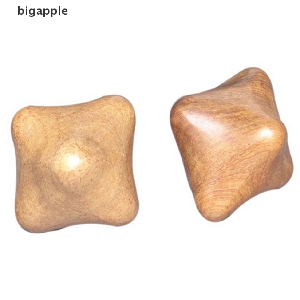 Set 2 Dụng Cụ Mát Xa Tay Bấm Huyệt Bằng Gỗ Tiện Dụng