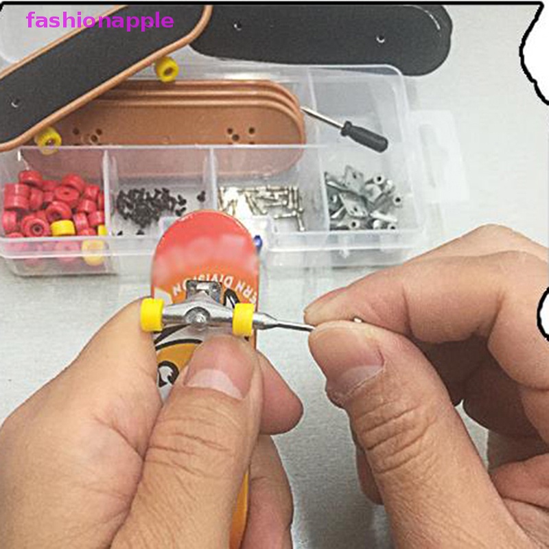 Bộ Bàn Chơi Trượt Ngón Tay Mini Vui Nhộn Cho Bé