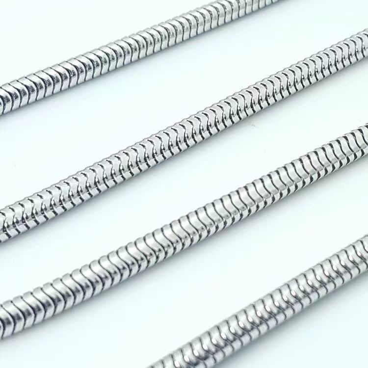 Lavmeso Vòng Tay Dây Xích Bằng Thép Titan Không Gỉ Hình Xương Rắn Đơn Giản Cho Nam Và Nữ