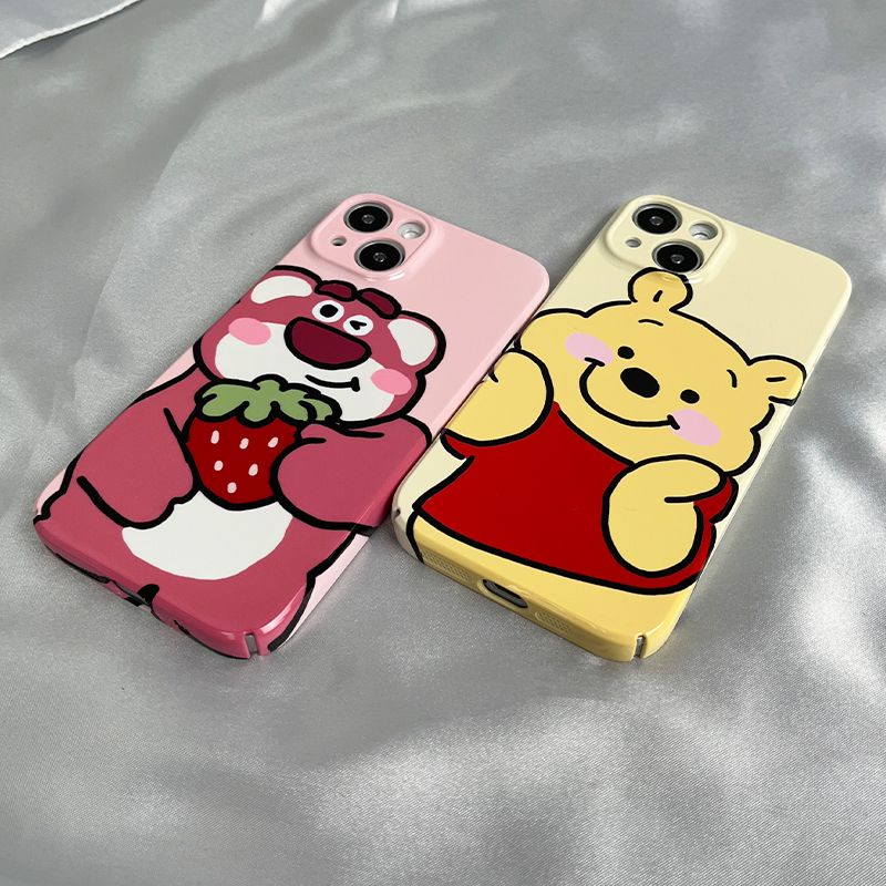 Ốp Điện Thoại Cứng Họa Tiết Gấu Và Dâu Tây Dễ Thương Cho Iphone 13 / 8 Xr 12 11xs / 7 14pro