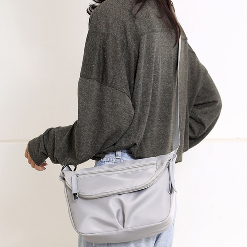 Túi Đeo Chéo Vai Sức Chứa Lớn Bằng Nylon Thời Trang Thu Đông Cho Nữ
