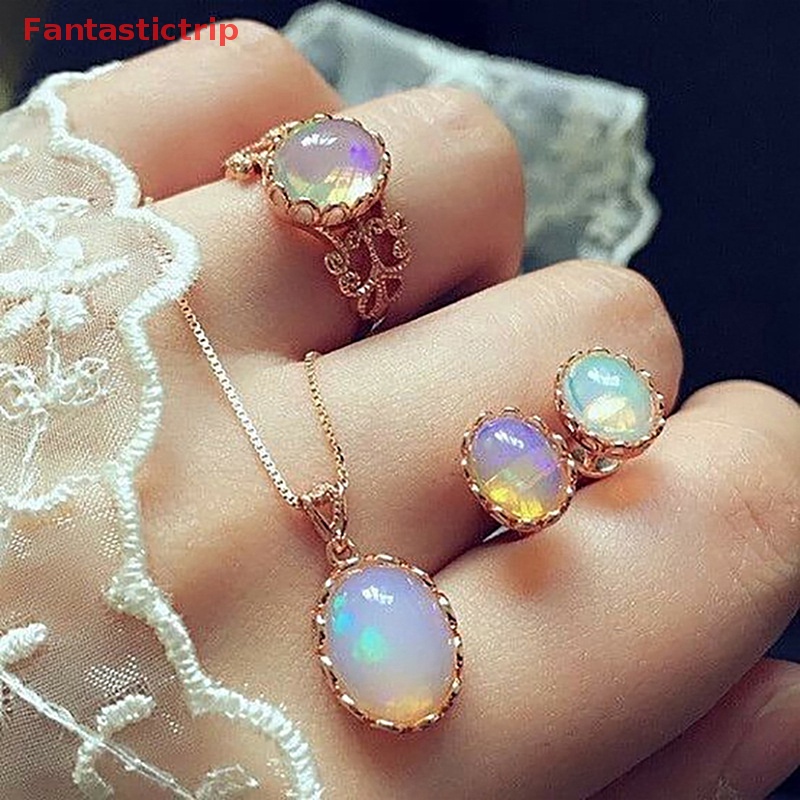 Bộ Trang Sức Nhẫn / Bông Tai / Vòng cổ Mạ Vàng Đính Đá Opal Nhân Tạo Hình Oval Thanh Lịch Cho Nữ