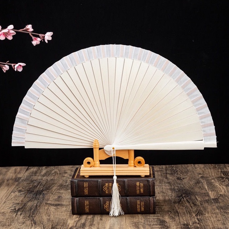Dmo Quạt Xếp Hai Mặt Bằng Gỗ Trơn Kích Thước 19cm