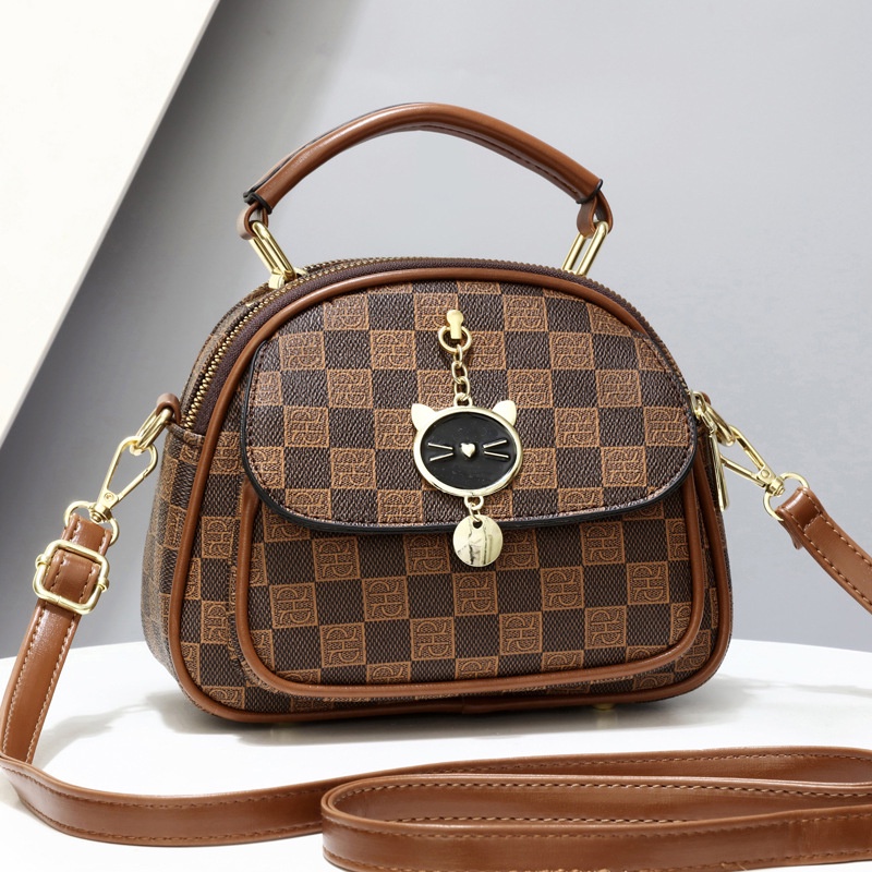 Túi Xách Đeo Vai Hình Tròn Nhỏ In Họa Tiết Độc Đáo Thời Trang Dễ Phối Đồ Cho Nữ