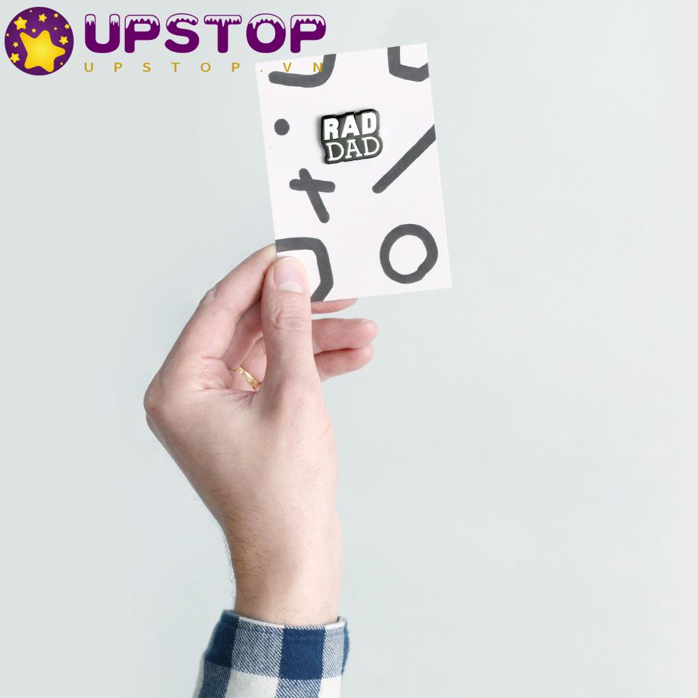 Ghim Cài Áo Trang Trí Chữ Dad Đa Năng