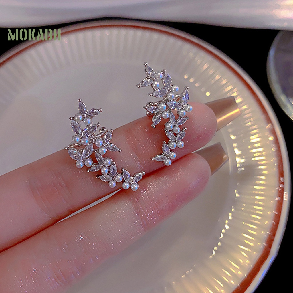 1 Khuyên Kẹp Vành Tai Hình Bướm Đính Ngọc Trai Giả Bằng Hợp Kim Không Gây Kích Ứng Thời Trang Cho Nữ