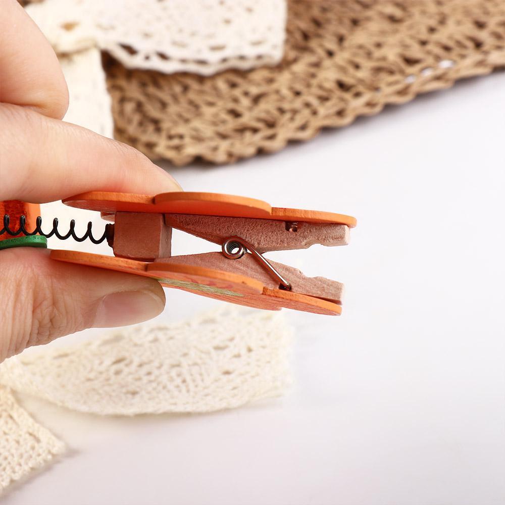 Giá Đỡ Giấy Note / Ảnh Để Bàn Họa Tiết Hoa Kiểu Hàn Quốc Sáng Tạo