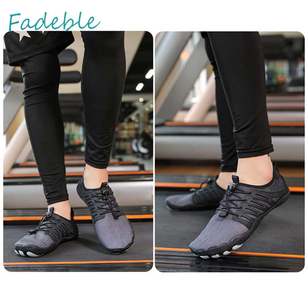 Giày Thể Thao Thoáng Khí Chống Mòn Thời Trang Cho Nam Nữ