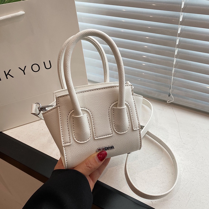 Túi Đeo Chéo Vai Có Cánh Thiết Kế Nhỏ Nhắn Thời Trang Cao Cấp Dành Cho Nữ