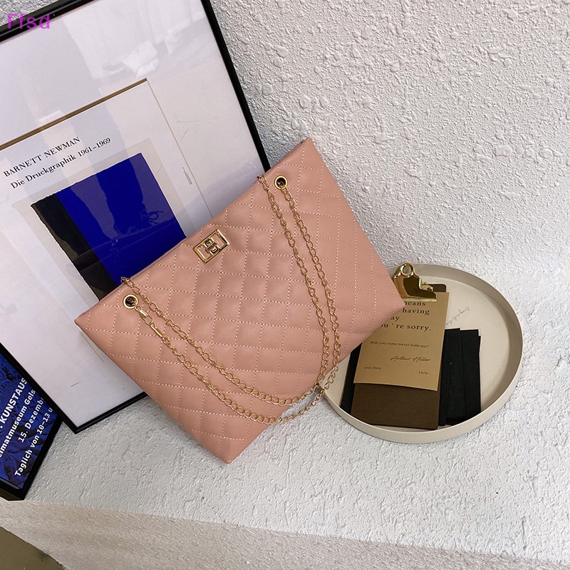 Túi Đeo Chéo Vai Bằng Da Cỡ Lớn Họa Tiết Kim Cương Cho Nữ