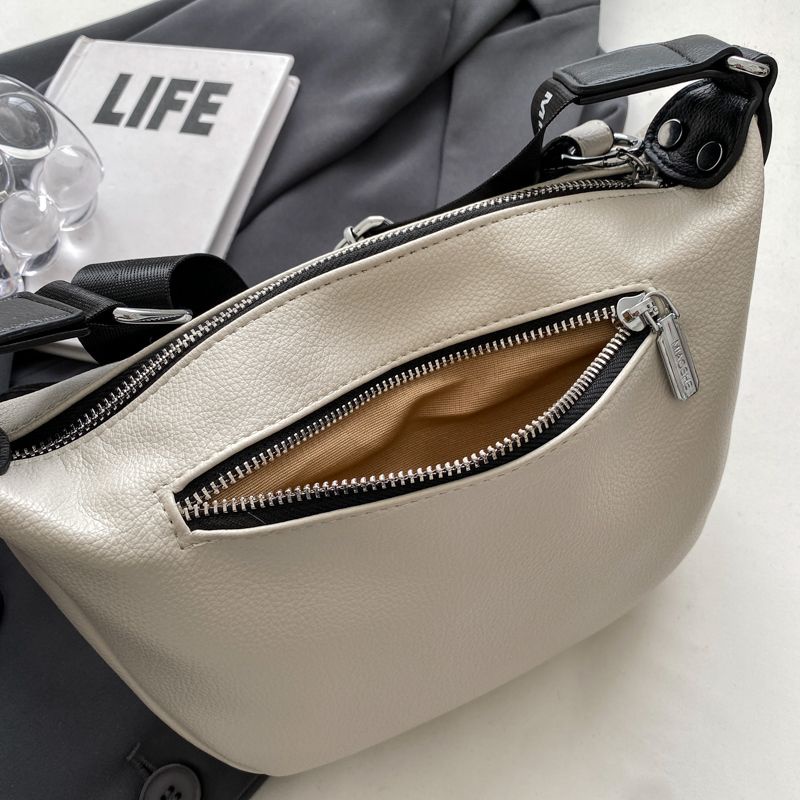 Túi Đeo Chéo Một Bên Vai Phong Cách Mới Bán Chạy Nhất Cho Nữ Sinh Chơi Bánh Bao Haobing boutiqu