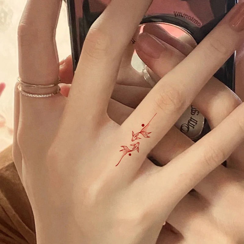 Hình Xăm Dán Tạm Thời Chống Nước Hình Cá Chép Nhỏ Thanh Lịch