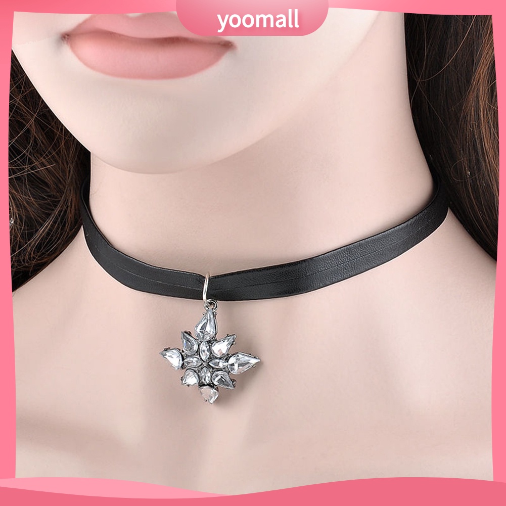 Vòng Cổ Choker Giả Da Mặt Chữ Thập Đính Đá Phong Cách Gothic
